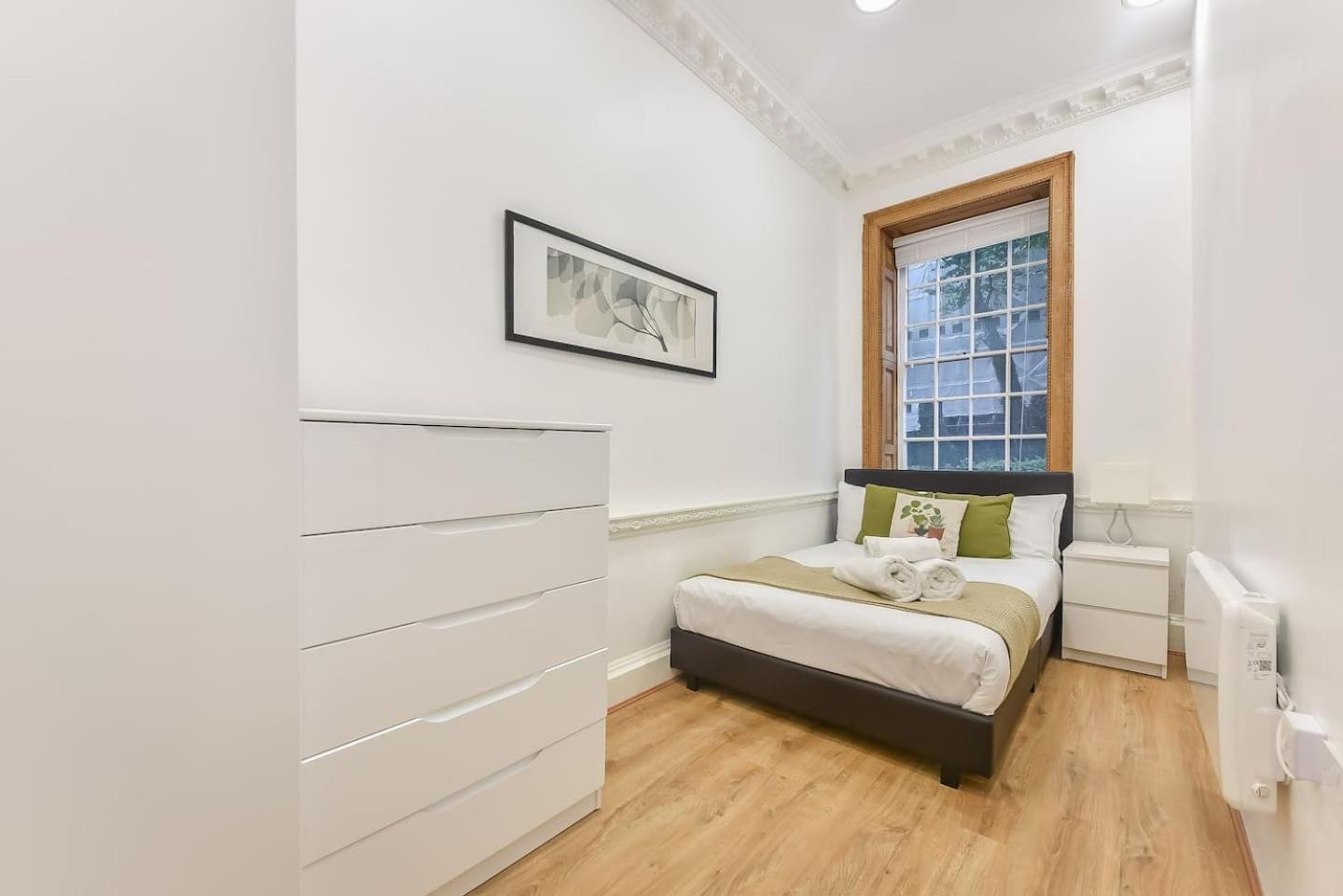 2 Bed Piccadilly Apartment 2 London Exterior photo