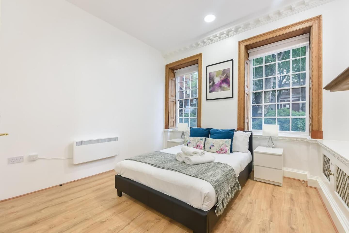 2 Bed Piccadilly Apartment 2 London Exterior photo